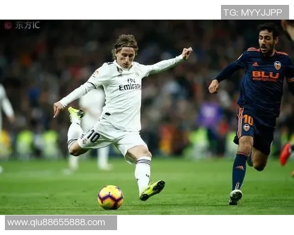 全球足球明星汇聚各国风采展现精彩瞬间 全球足球明星汇聚各国风采展现精彩瞬间